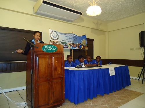 Latoya At Podium 500x375